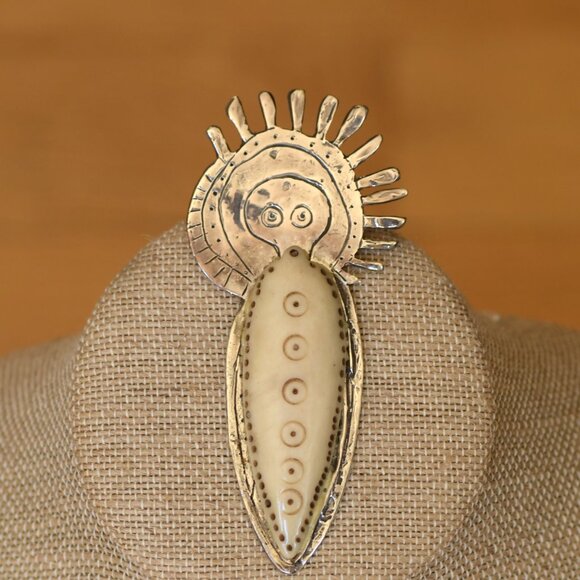 Sterling Silver Bone Shaman Motif Brooch & Pendant Signed MT 1995 - Picture 8 of 9